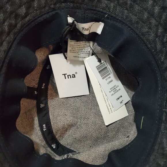 Aritzia Tna Denim Bucket Hat - Picture 5 of 7